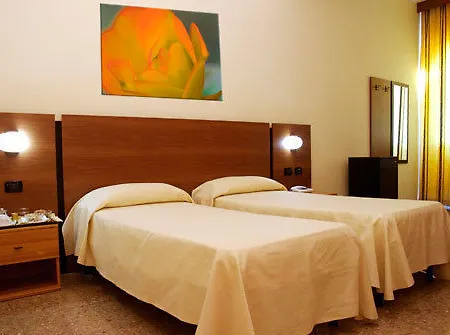 فندق Terme Di Castel San Pietro كاستيل سان بييترو تي