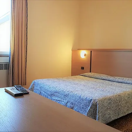 Terme Di Castel San Pietro ホテル カステル・サン・ピエトロ・テルメ