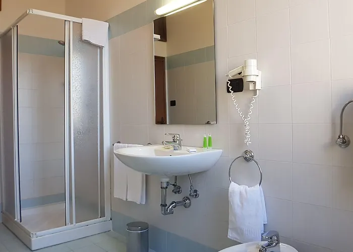 Terme Di Castel San Pietro 3*